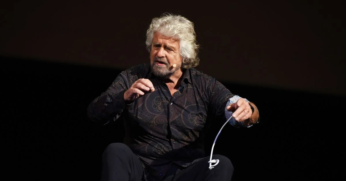 Beppe Grillo abre ação judicial para recuperar o símbolo do Movimento 5 Stelle