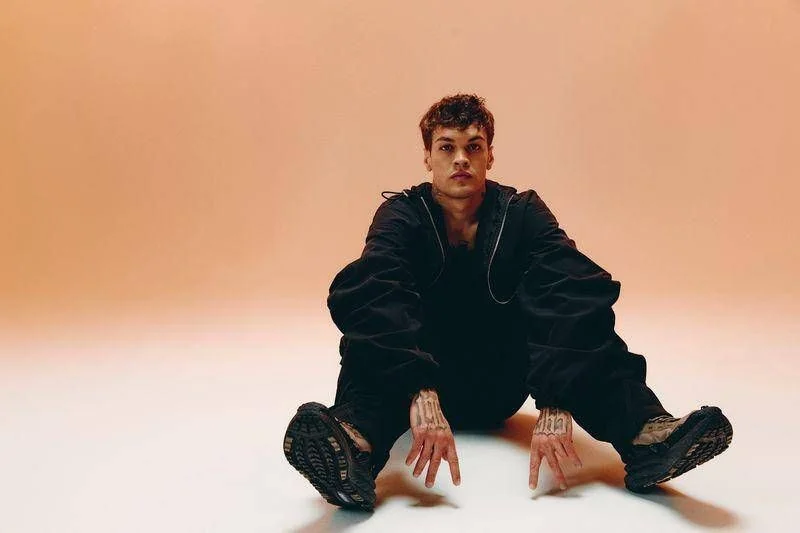 Blanco transforma a noia em motor criativo: 'Ma'', o novo álbum da pausa à disciplina