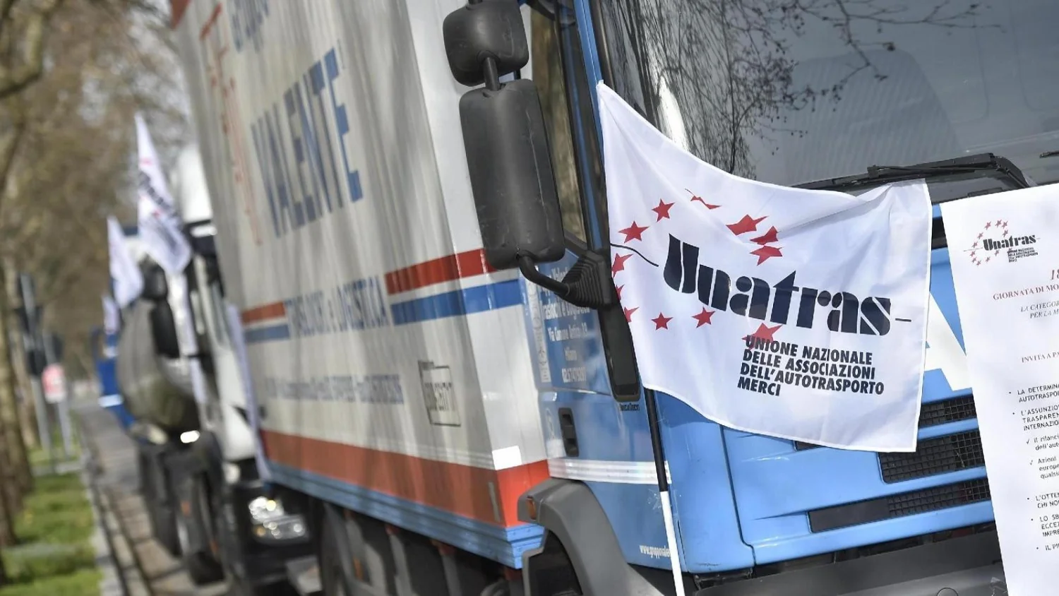 Setor de transporte rodoviário caminha para bloqueio: Unatras anuncia paralisação possível