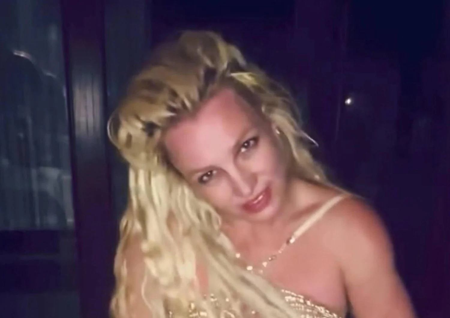 Britney Spears entra em reabilitação após prisão por dirigir alcoolizada: família diz que ela "tocou o fundo"