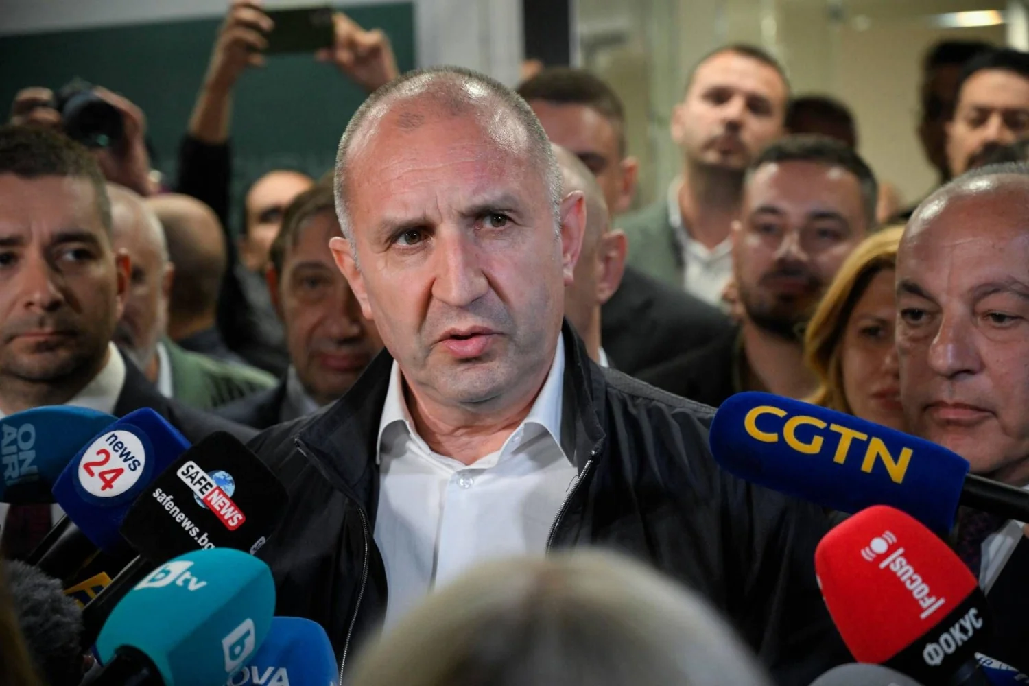 Radev conquista maioria absoluta na Bulgária: vitória da esperança e redesenho do tabuleiro geopolítico