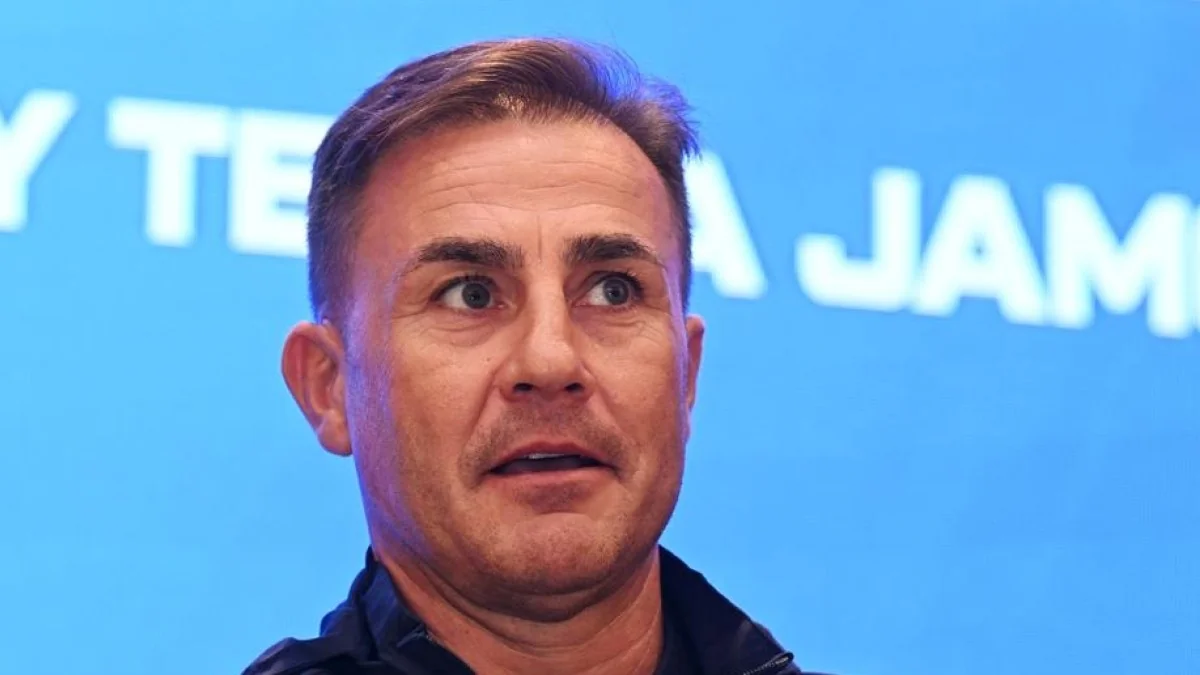 Cannavaro: “A seleção na Bósnia teve medo; na Itália há treinadores demais. Sem a cabeçada, o meu Pallone d’Oro seria do Zidane”