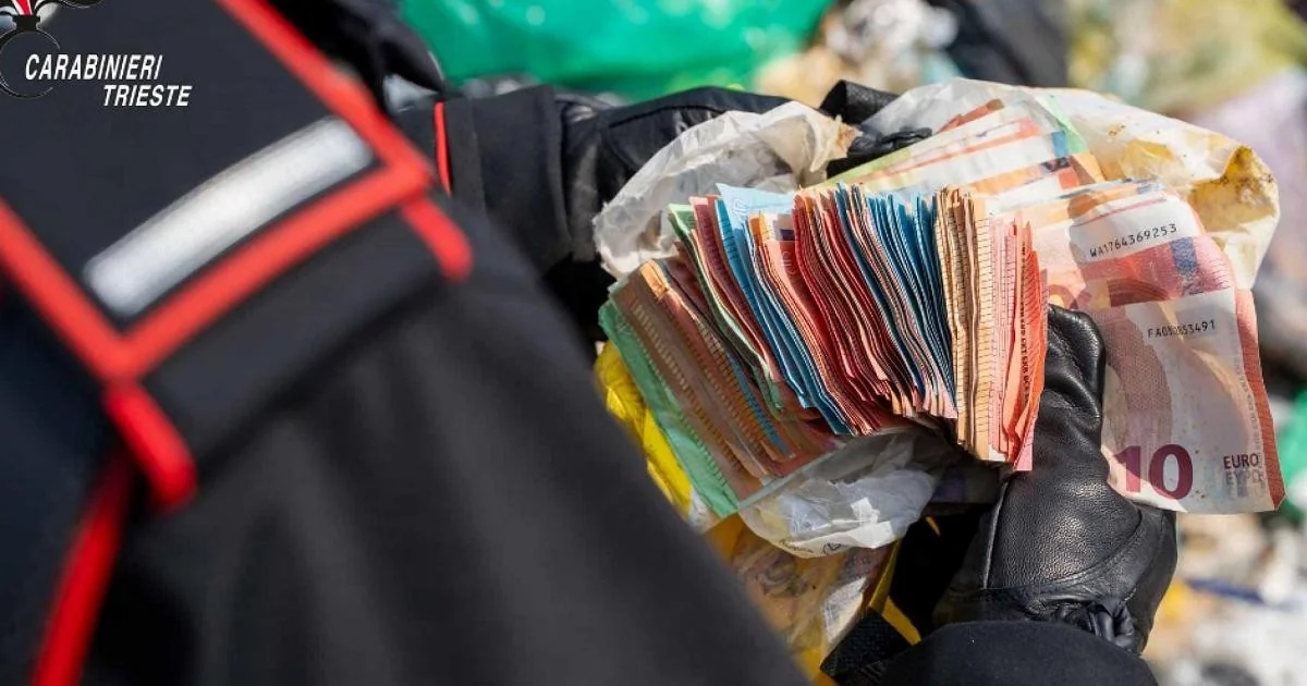 Carabinieri recuperam €7.000 jogados por engano no lixo em Trieste