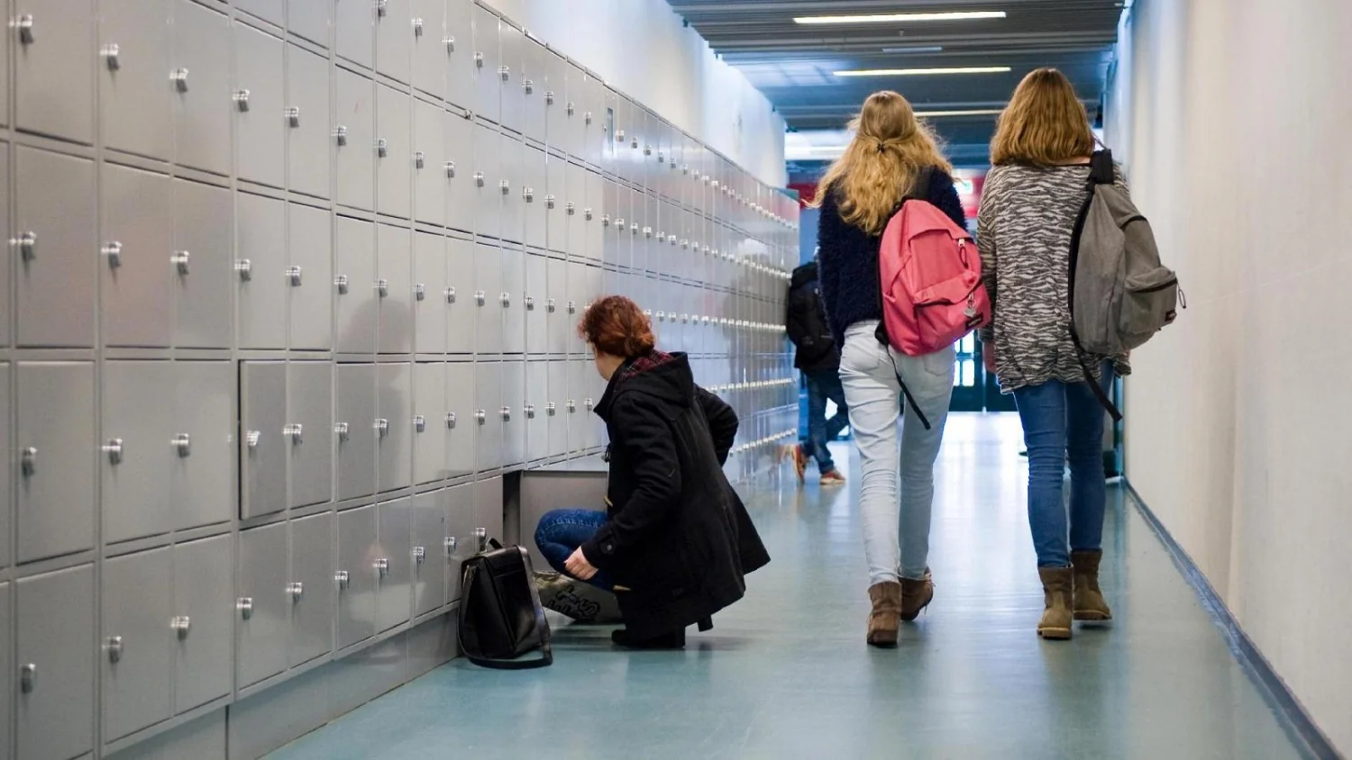Carta Valore chega em 2027: bônus cultural baseado no voto de diploma e teto estimado de €500