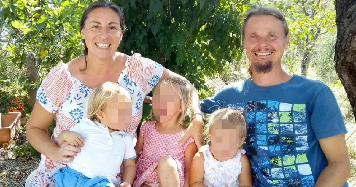 Casolare em Palmoli: Catherine e Nathan retornam enquanto obras de adaptação avançam