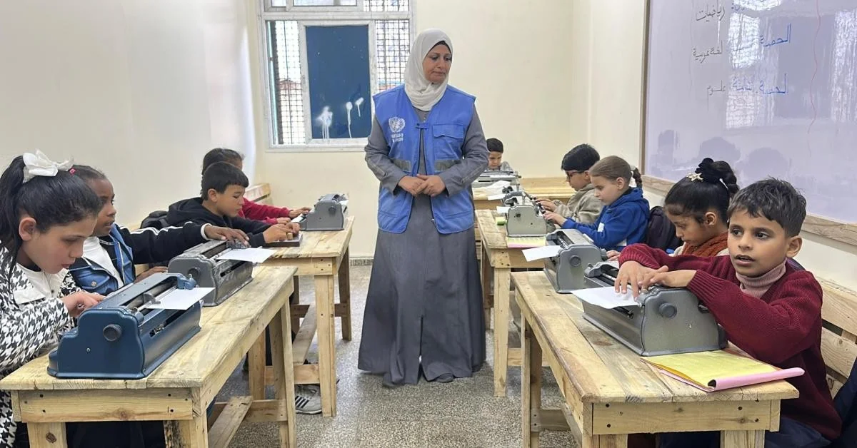 Centro Al-Noor em Gaza: Cortes da UNRWA põem em risco educação em Braille e reabilitação