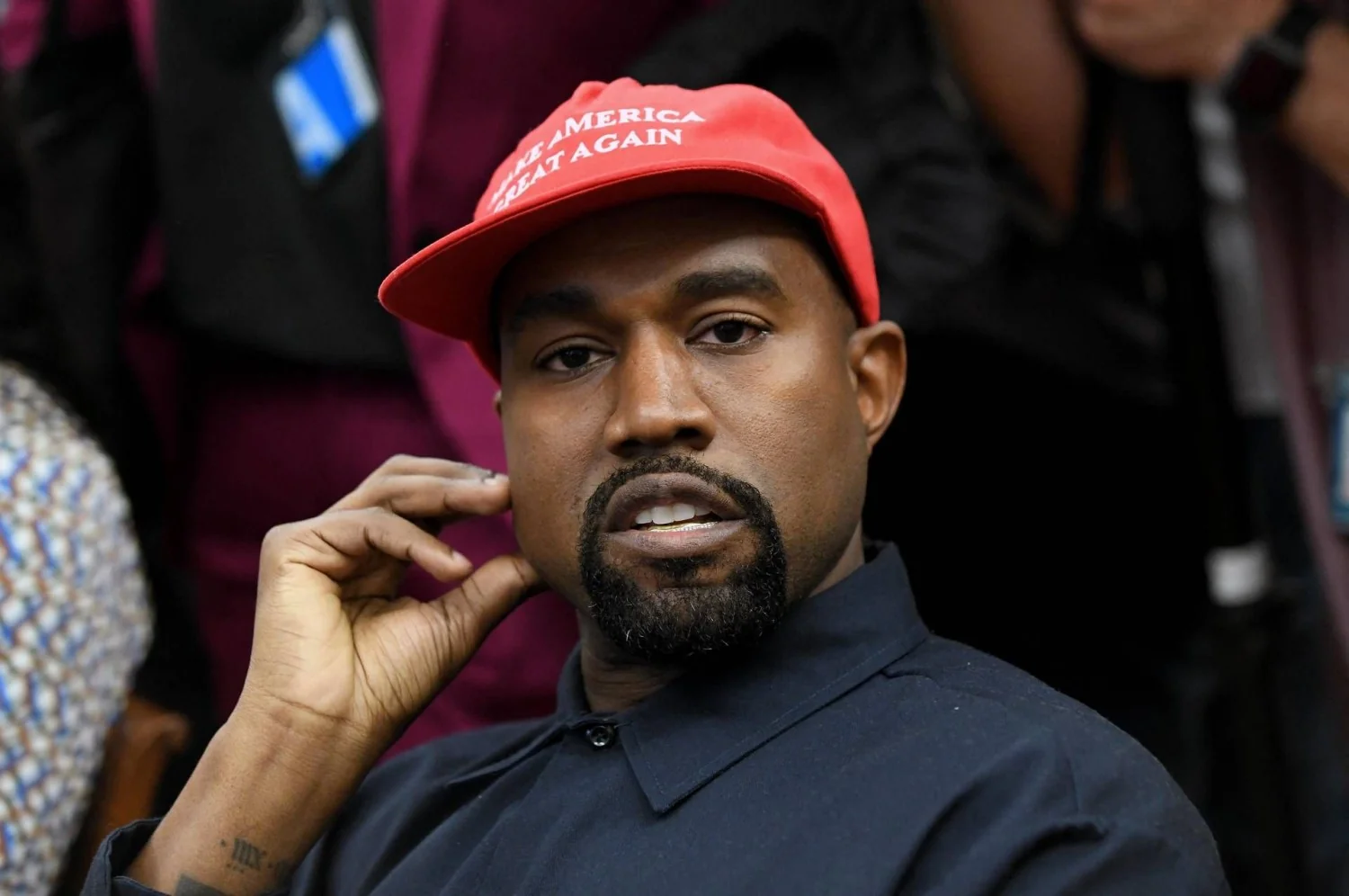 Codacons pede cancelamento do concerto de Kanye West em Reggio Emilia por risco à ordem pública