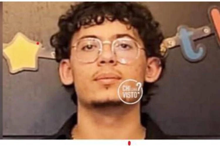 Corpo de Vincenzo Iannitti é encontrado em saco plástico; amigo de 19 anos confessa: “Apuñalei e joguei do terraço”