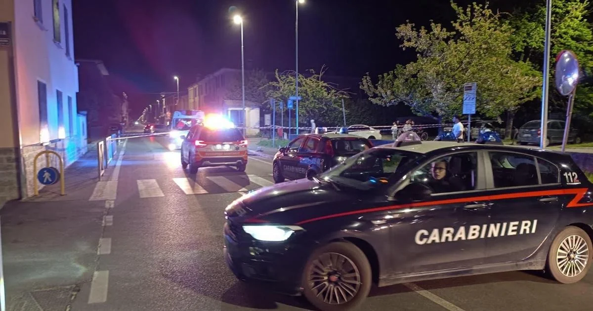 Crema: jovem de 20 anos é morto em ataque na rua; suspeito identificado como menor