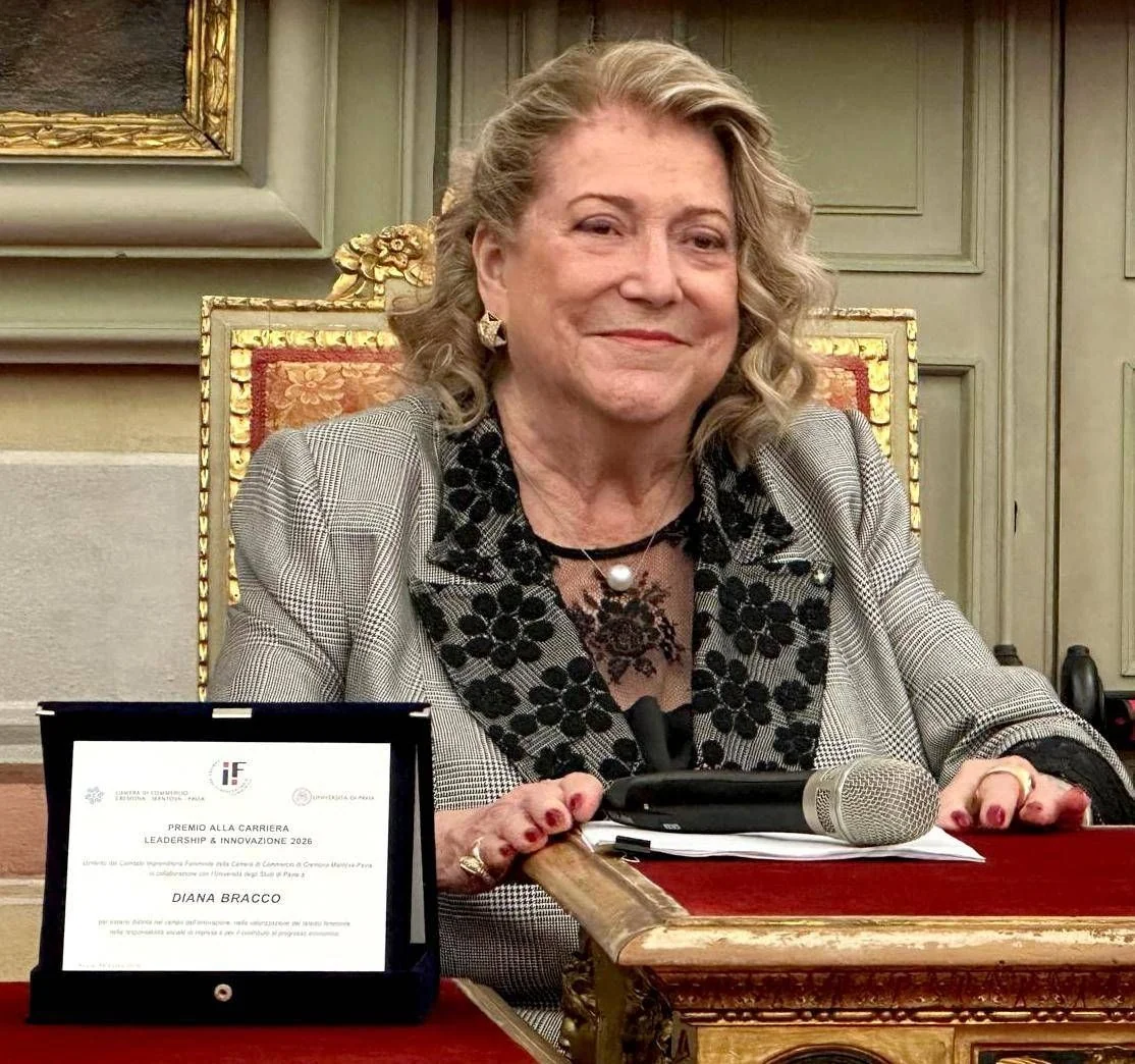 Diana Bracco recebe prêmio 'Leadership & Innovazione' por liderança e inovação em Pavia