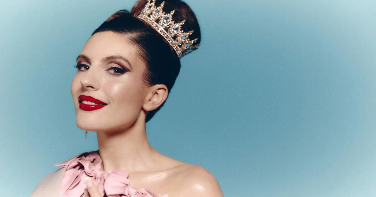 Ditonellapiaga entre arte e tribunal: o álbum ‘Miss Italia’ e a disputa judicial que ecoa além do palco