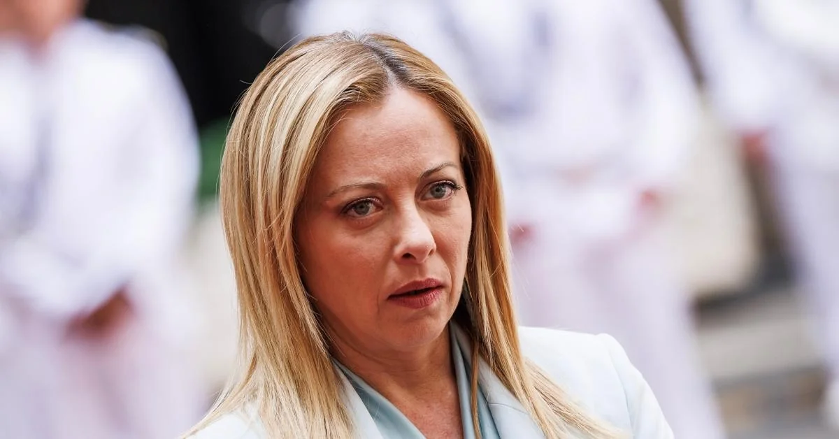 DL Sicurezza aprovado na Câmara: governo acelera repatriações e reduz garantias legais