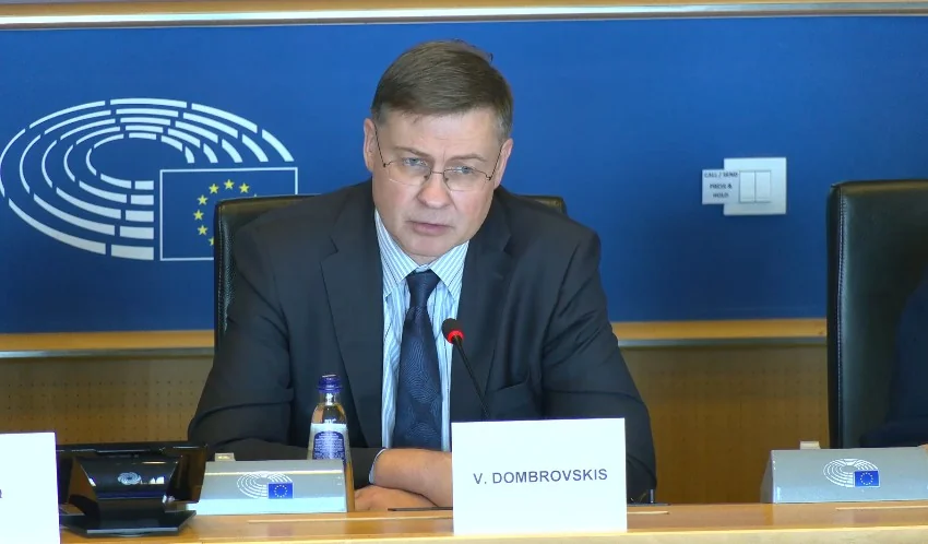 Irã: Dombrovskis rejeita pedido da Itália e garante que o Pacto de Estabilidade não será suspenso