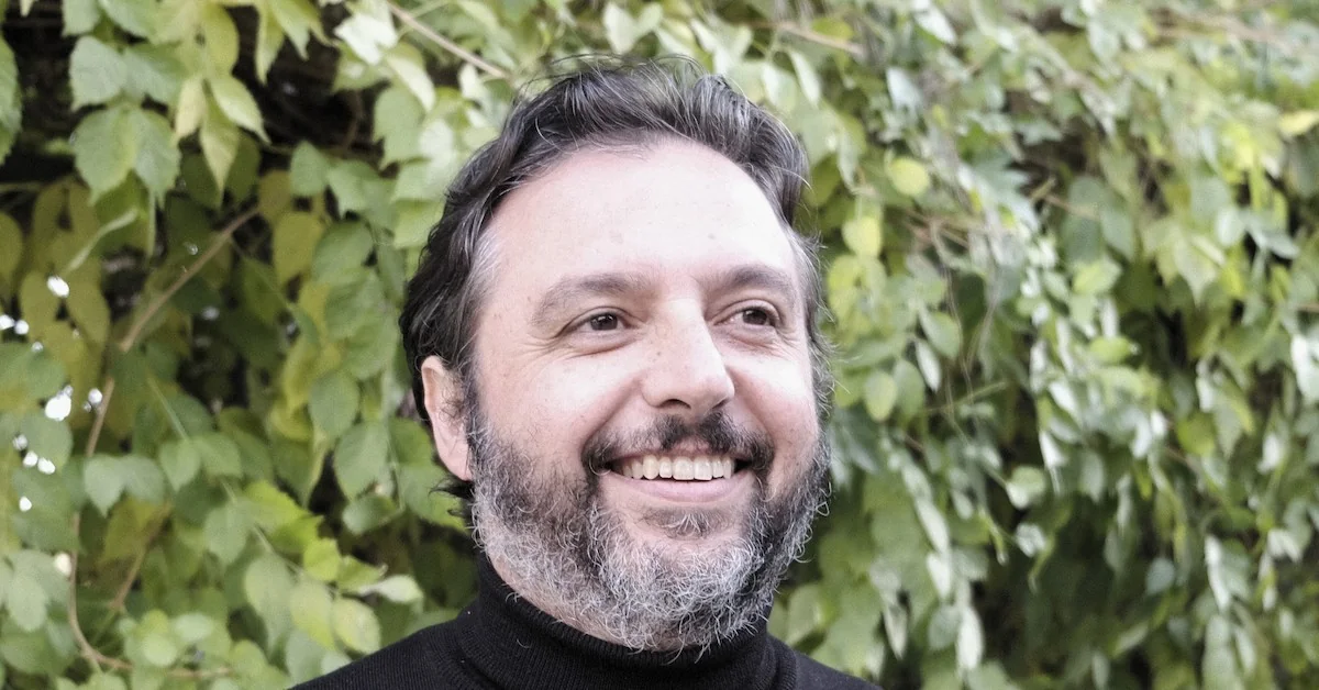 E se ora, lontano: o novo documentário de Massimo Selis e a voz dos jovens como sinal de esperança