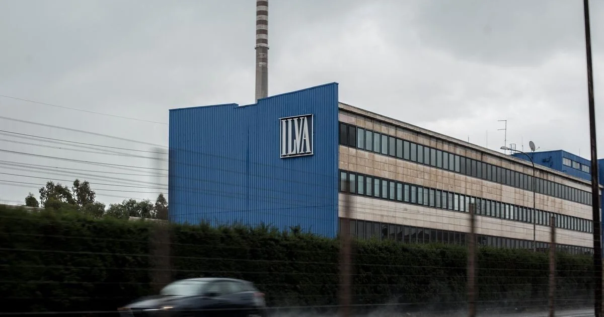Semana decisiva em Taranto: Jindal desponta como favorita na disputa pela ex-Ilva; Flacks enfrenta dúvidas financeiras