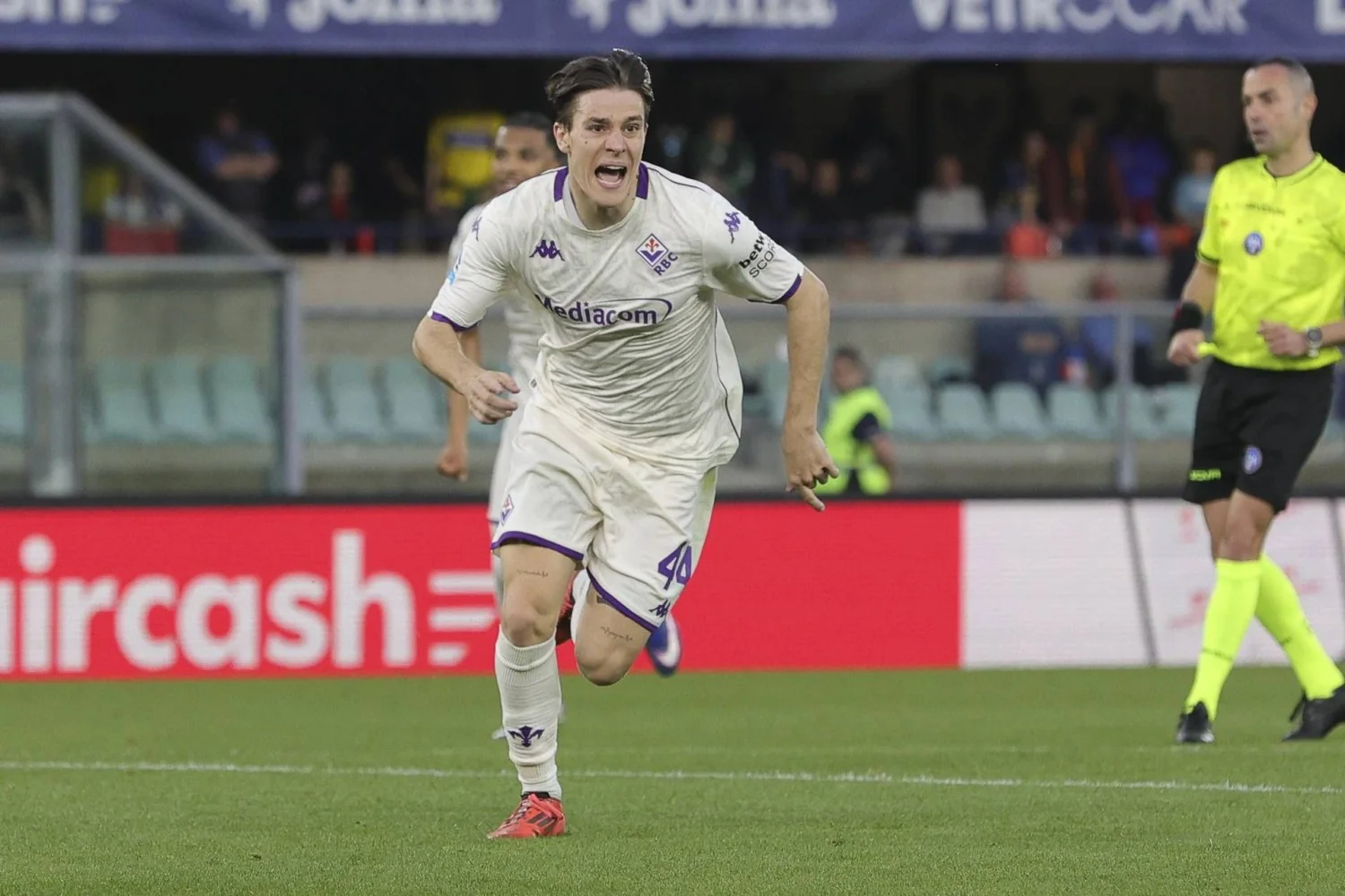 Fagioli decide em Verona: Fiorentina vence 1-0 e dá salto rumo à salvação
