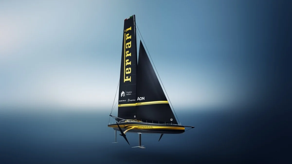 Ferrari Hypersail: a livrea preta e amarela que ilumina a nova era dos recordes oceânicos