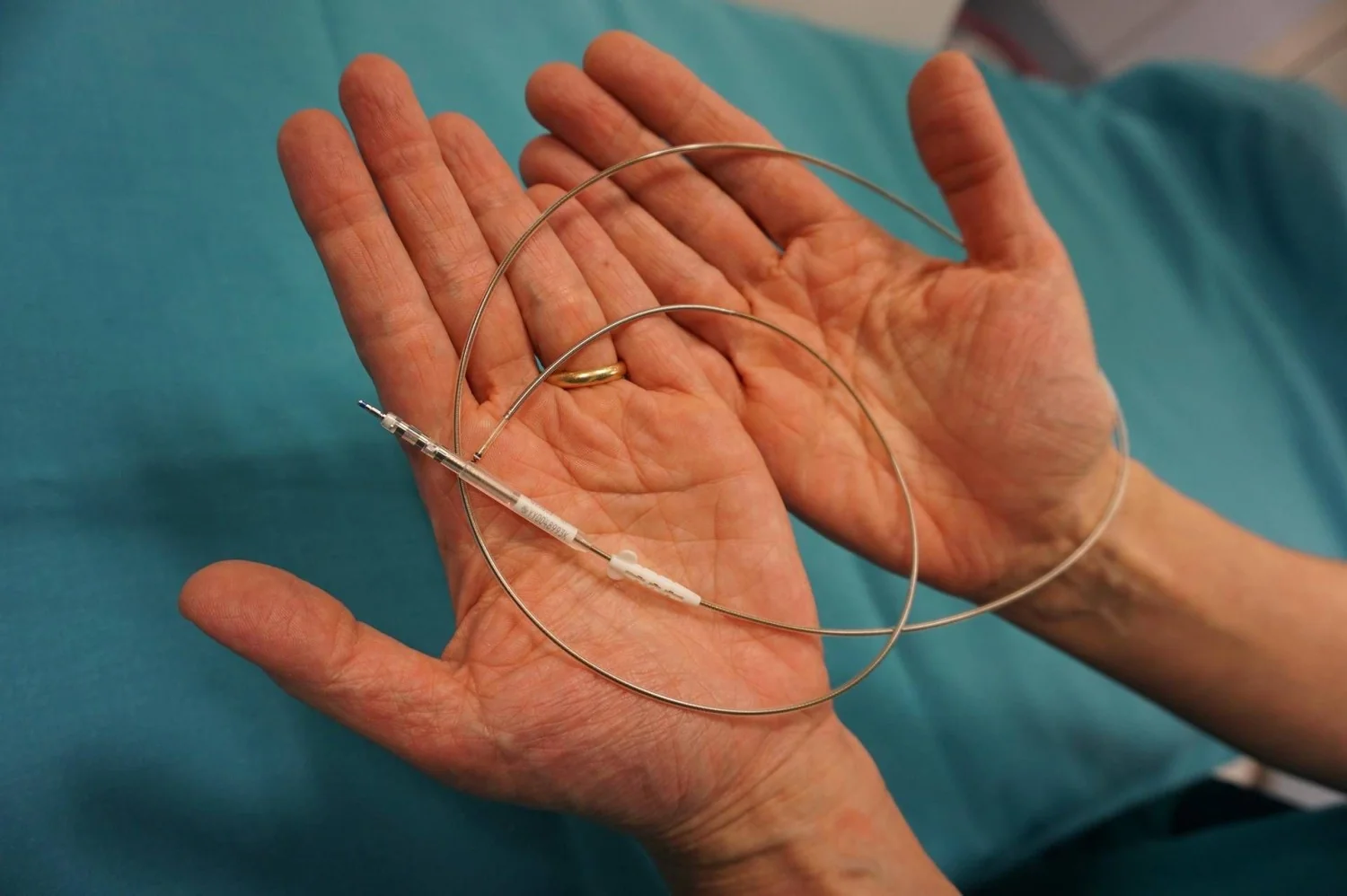 Fio de 1,5 mm contra a morte cardíaca súbita: primeiros implantes em Bergamo trazem nova esperança