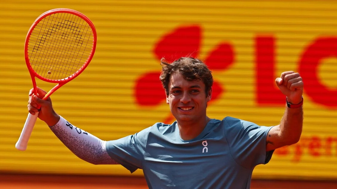 Flavio Cobolli avança às oitavas do Masters 1000 de Madrid após vitória sobre Vallejo