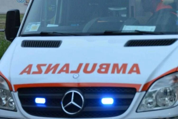Florença: estudante de 17 anos passa mal durante viagem escolar em bicicleta elétrica e morre