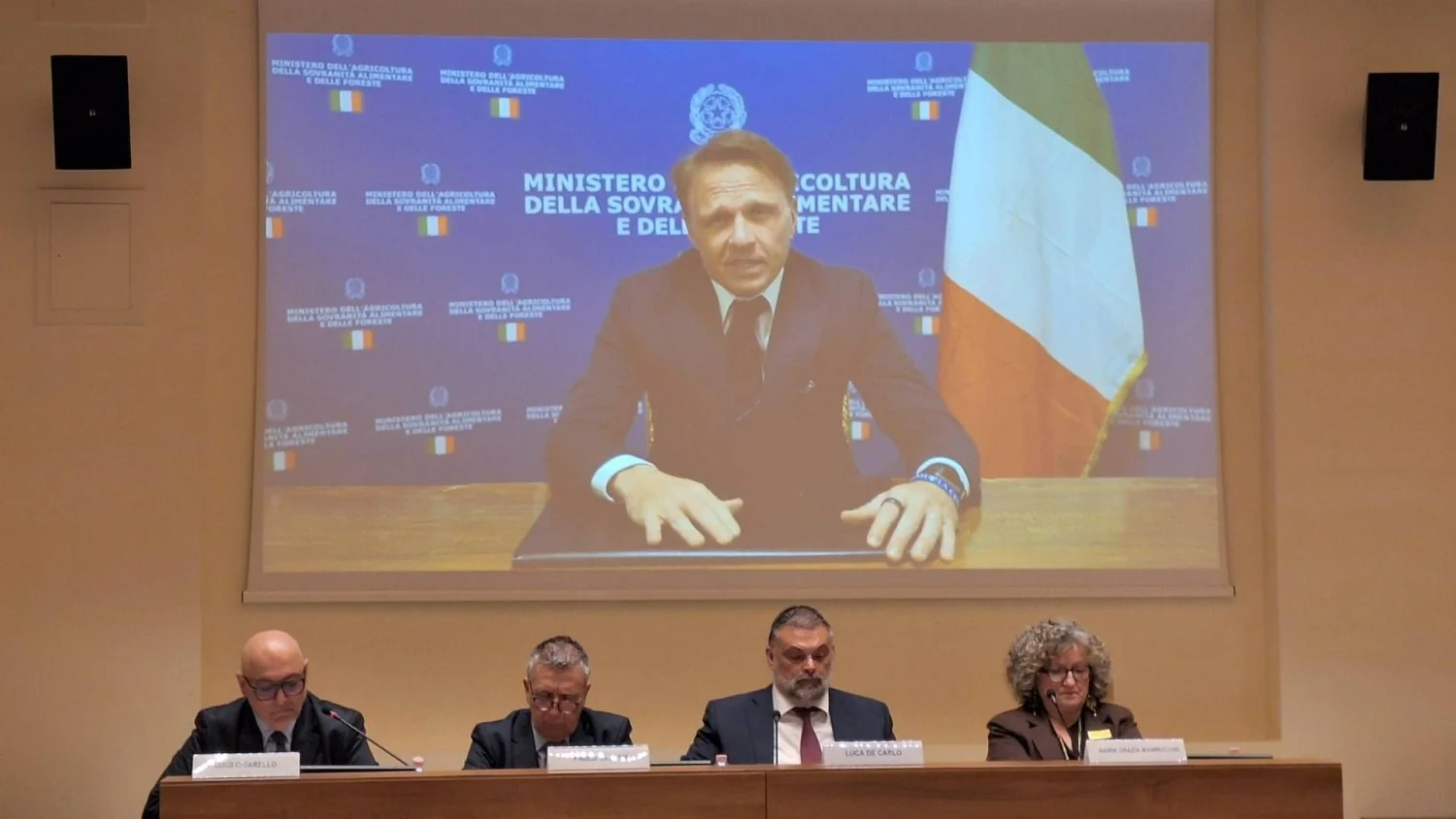 Lollobrigida: Inovação e sustentabilidade como pilares da segurança alimentar italiana e europeia