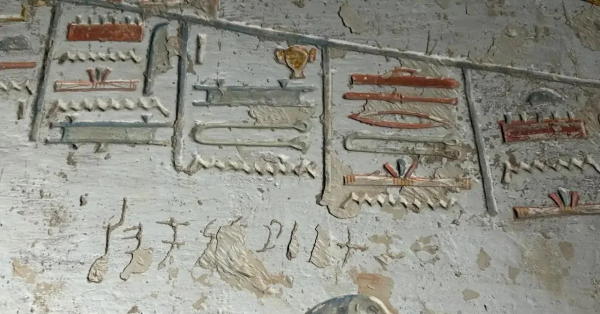 Inscrições indianas na Vale dos Reis (Luxor) reescrevem a história do turismo na Roma antiga