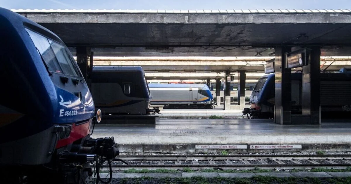 Interrupção de 39 horas na linha Roma‑Firenze: ativação do sistema Ertms causa suspensão total dos trens no fim de semana