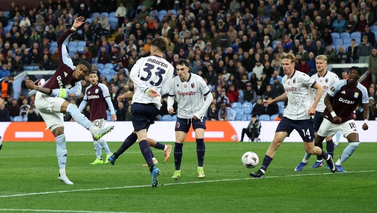 Itália fora das coppe europee: Aston Villa elimina Bologna e Fiorentina cai na Conference