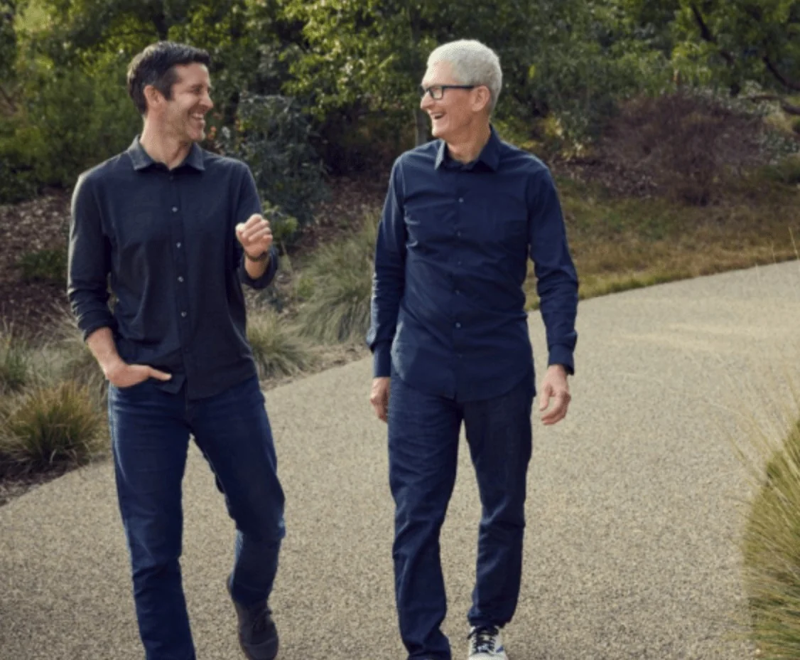 John Ternus assume a liderança da Apple: o fim da era Cook e o pragmatismo da engenharia