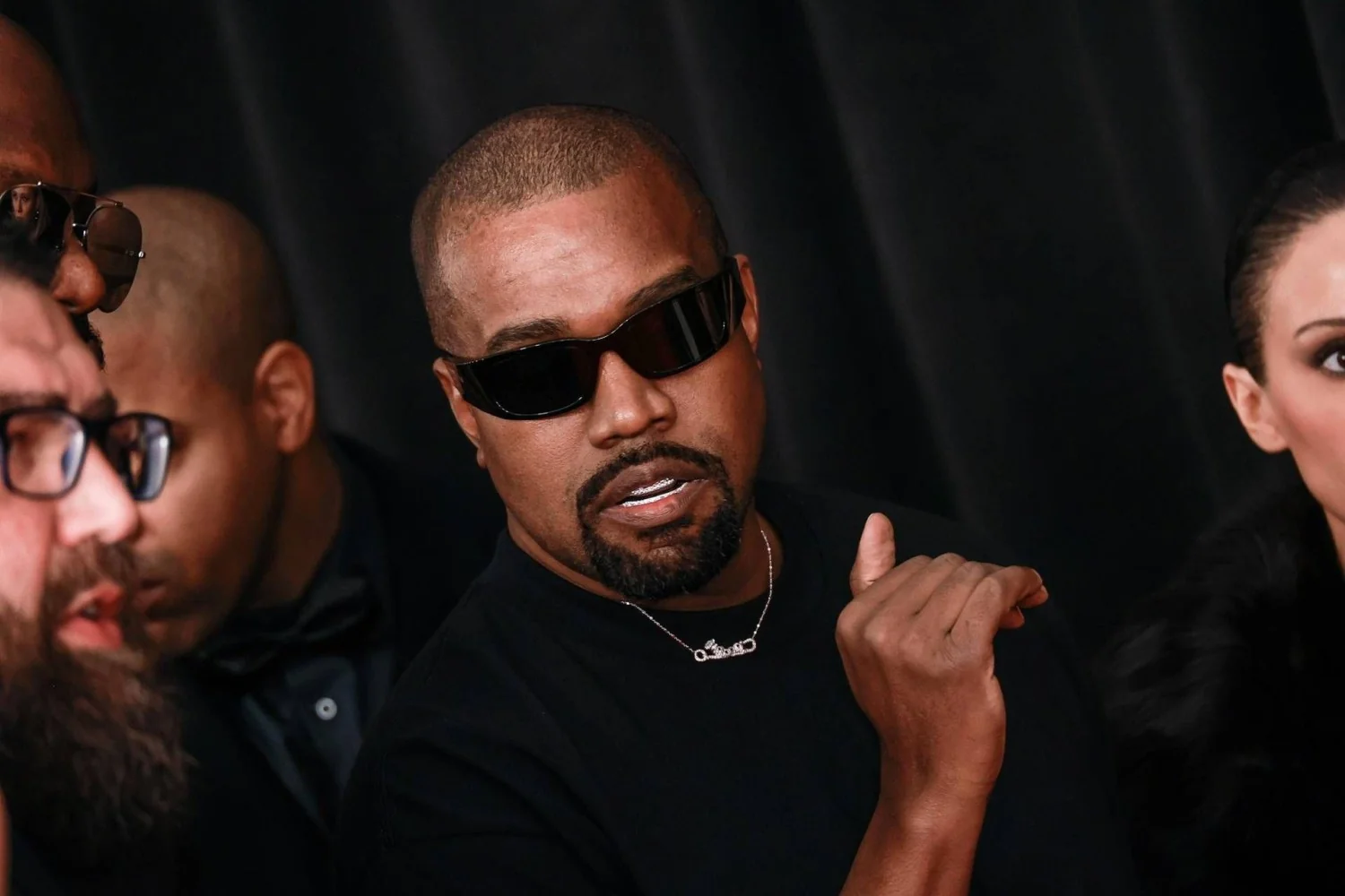 Kanye West (Ye) e a crise do Wireless Festival em Londres: quando o show vira política