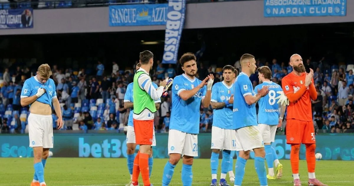 Lazio surpreende e bate Napoli no Maradona: 2-0 interrompe sequência de 26 jogos