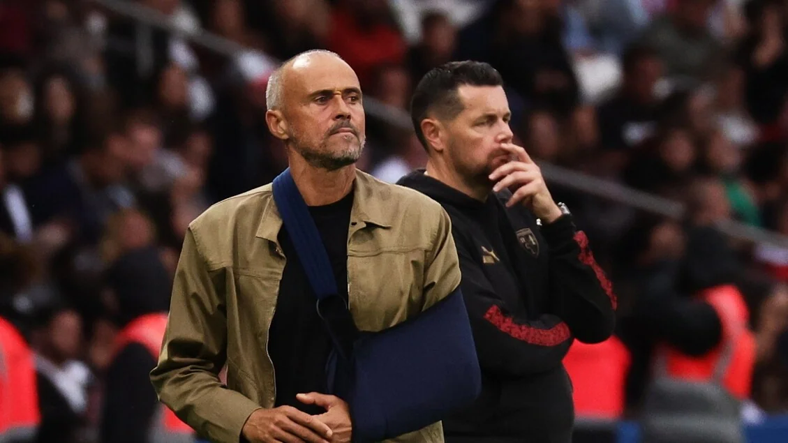 Lens empata em 3-3 com Brest após recuperar de 0-3; PSG tem chance de abrir seis pontos