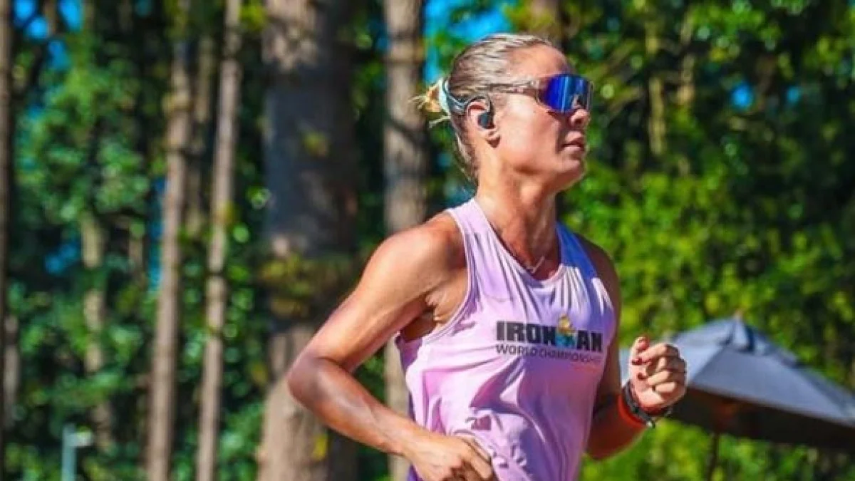 Mara Flavia Araujo morre durante prova de natação no Memorial Hermann Ironman Texas
