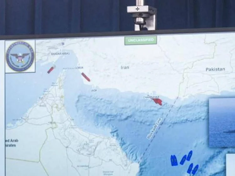 Marines americanos abordam e apreendem navio iraniano Touska em operação anfíbia exibida pelo Centcom