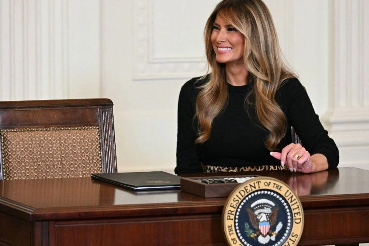 Melania Trump celebra primeira condenação nos EUA sob o Take It Down Act contra deepfakes sexuais