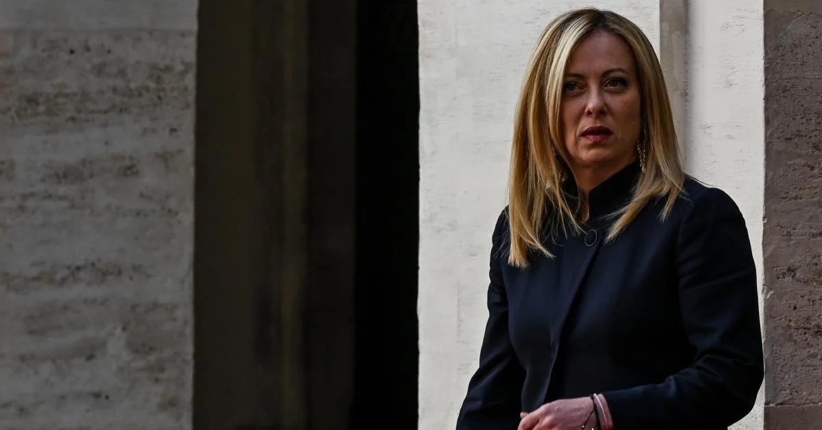 Crise em Palazzo Chigi: Meloni rompe com EUA e Israel e cresce o risco de ‘guerra dos aparatos’