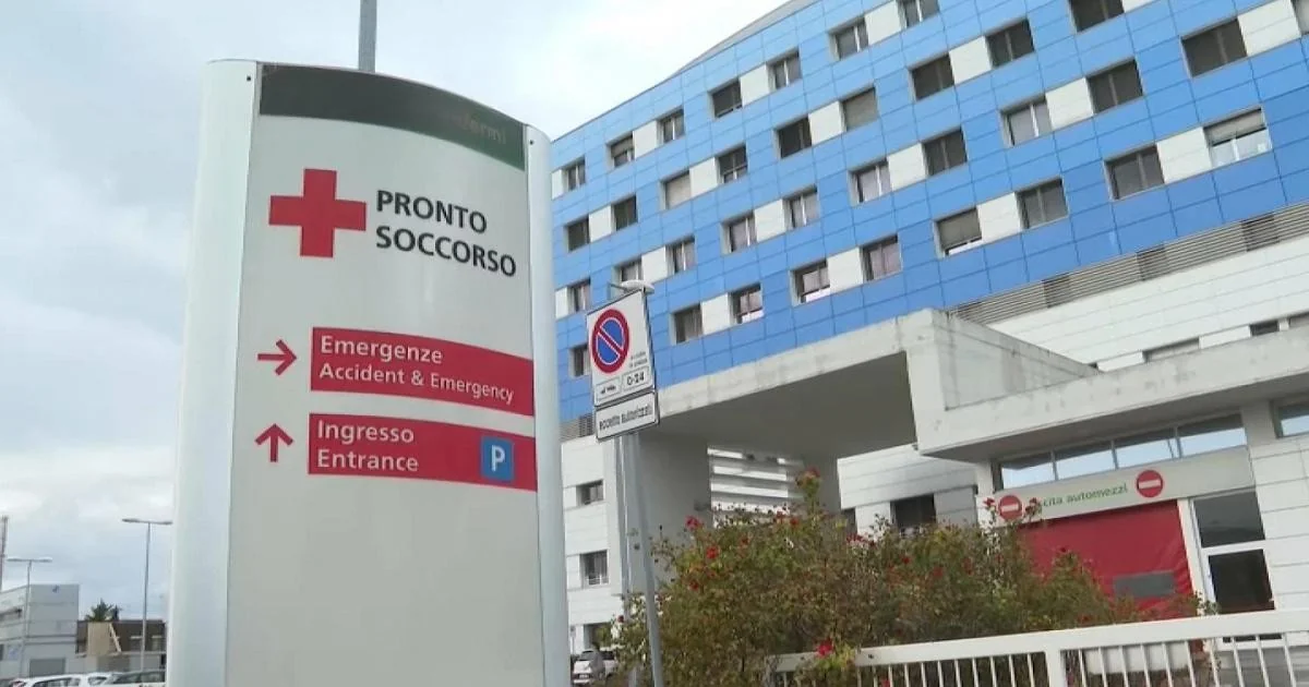 Menino de 12 anos morre após ser sugado por bocchettone de piscina em Pennabilli