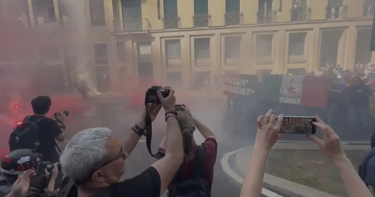 Milão: ato dos Patriotas na Piazza Duomo e confrontos com antagonistas mobilizam a segurança