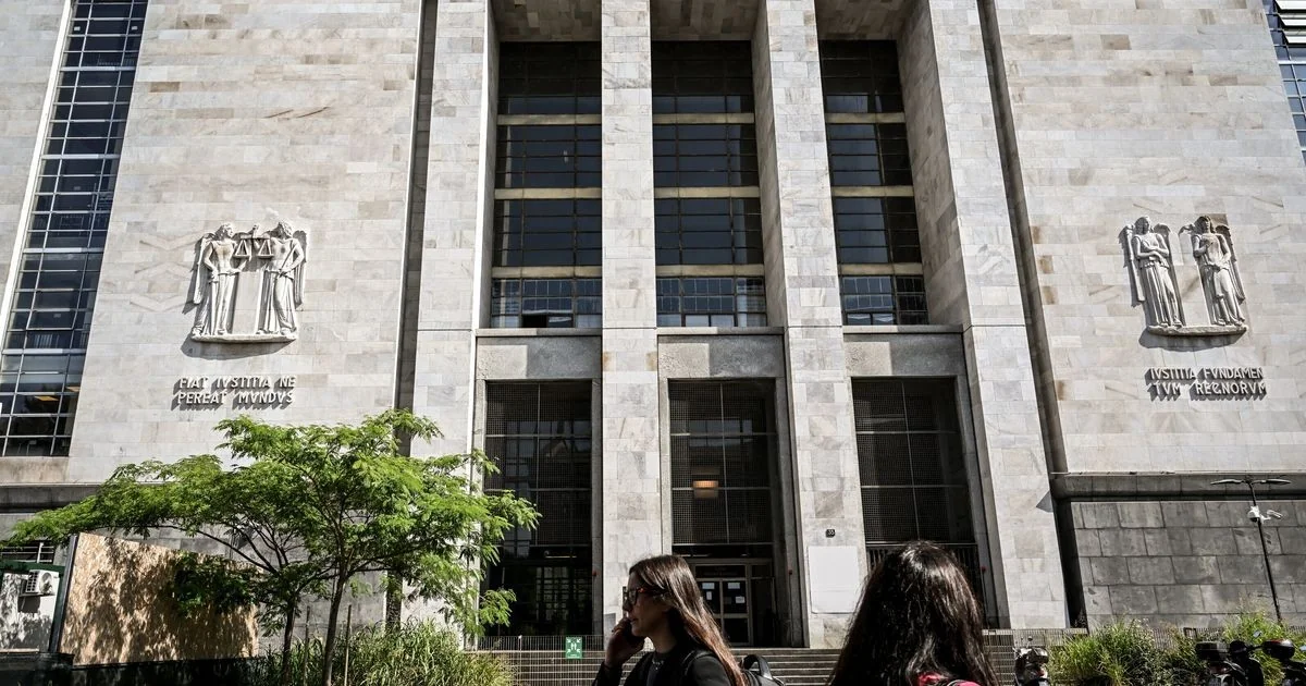 Milão: quatro presos por esquema de escort para clientes abastados; jogadores da Série A entre frequentadores