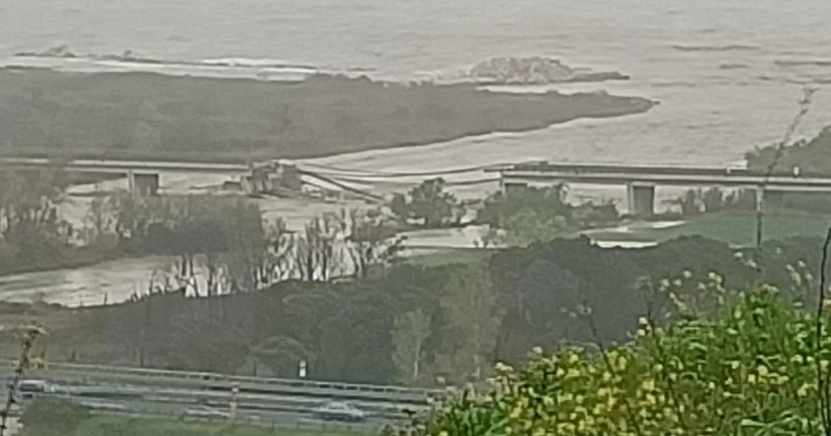 Cai ponte sobre o Trigno na Statale 16: litoral Adriático dividido; ninguém ferido