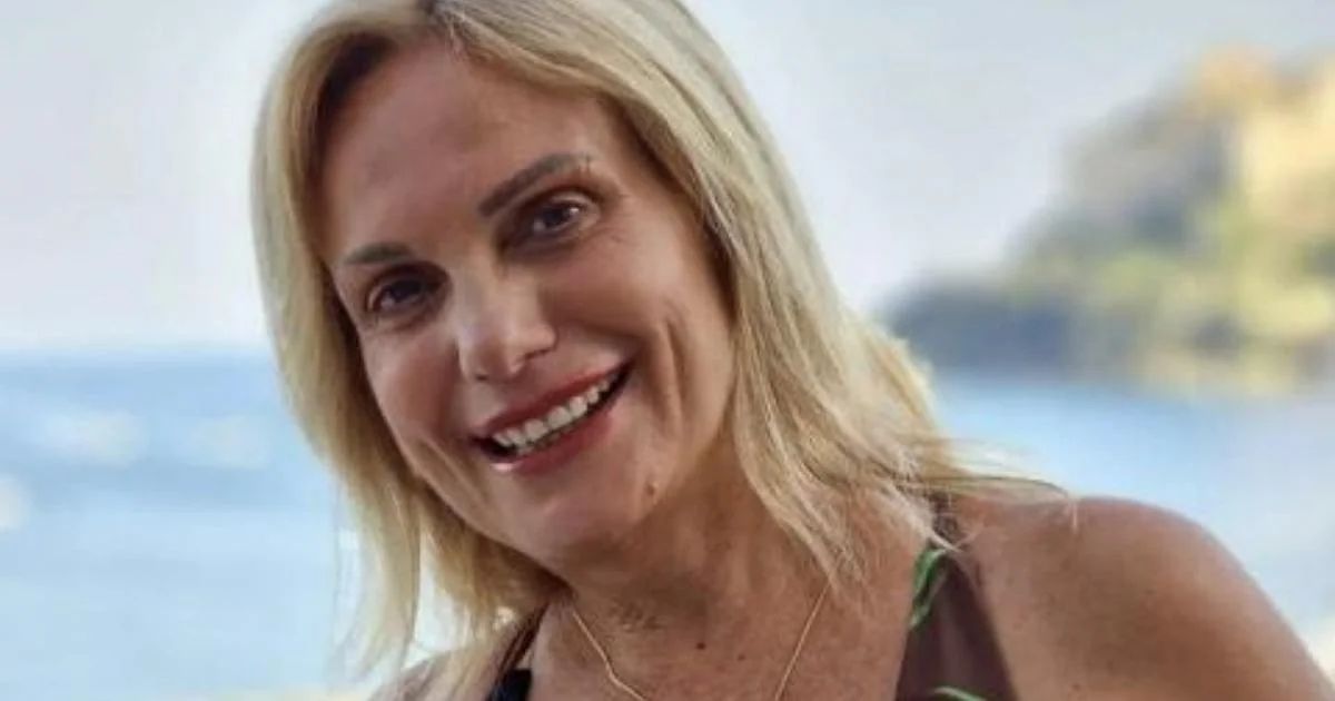 Morre Lorenza Licenziati, rosto conhecido da TV na Campânia aos 58 anos
