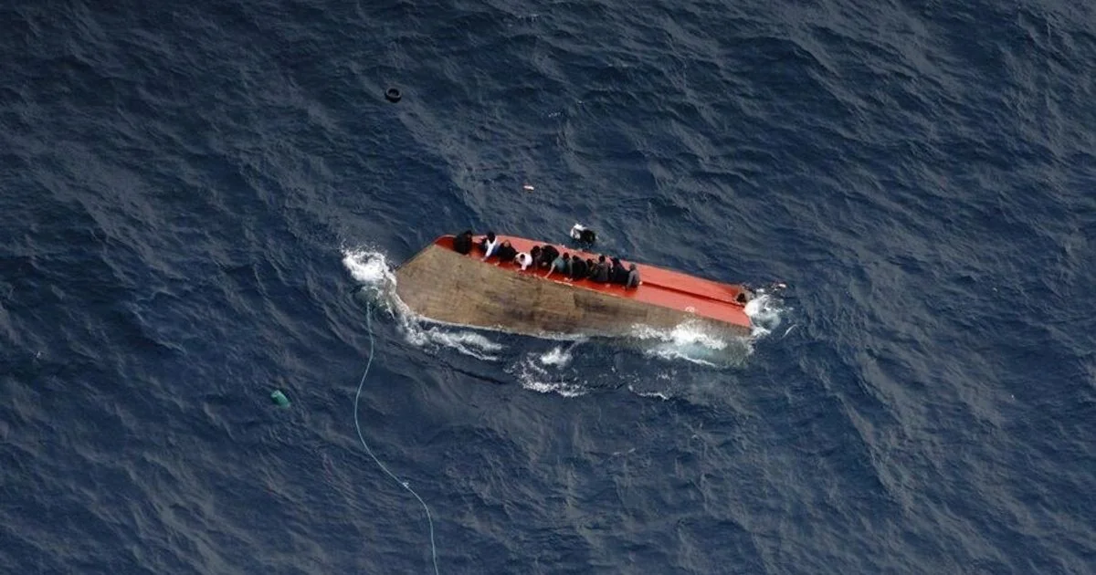 Naufrágio no Mediterrâneo Central: 71 desaparecidos e 32 sobreviventes levados a Lampedusa
