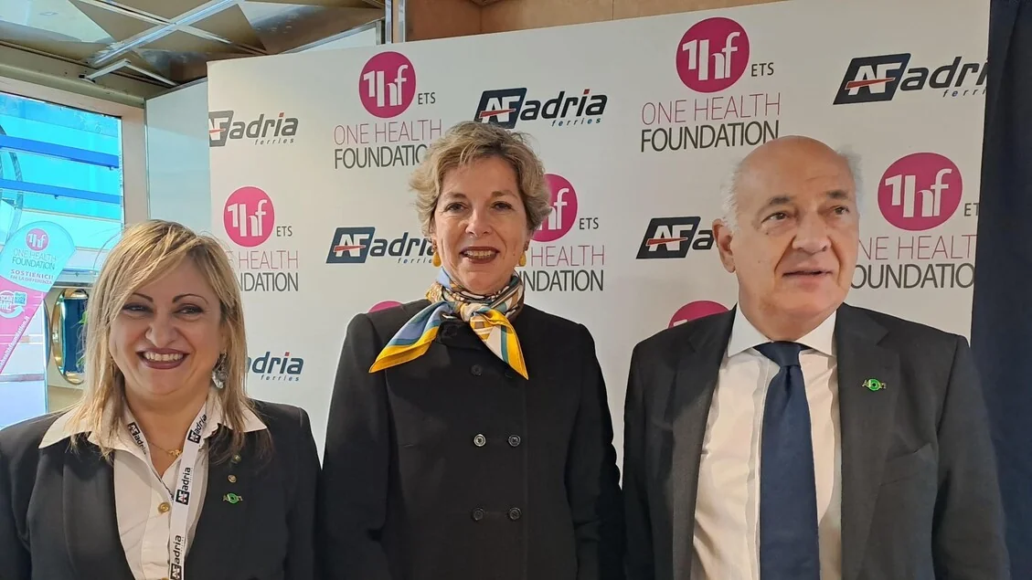 Nave da Saúde 2026 leva 555 atendimentos entre Ancona e Durazzo e lança projeto 'Centri Estivi' com a Albânia