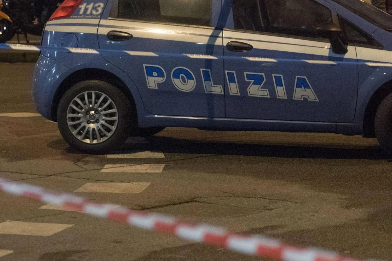 Padova: homem de 48 anos encontrado morto com feridas por arma branca em via dei Colli