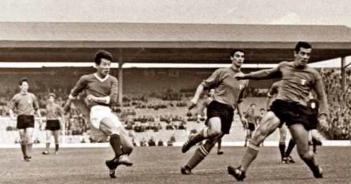 Da surpresa de Pak Doo-ik em 1966 à queda em 2026: a anã tectônica das derrotas da seleção italiana