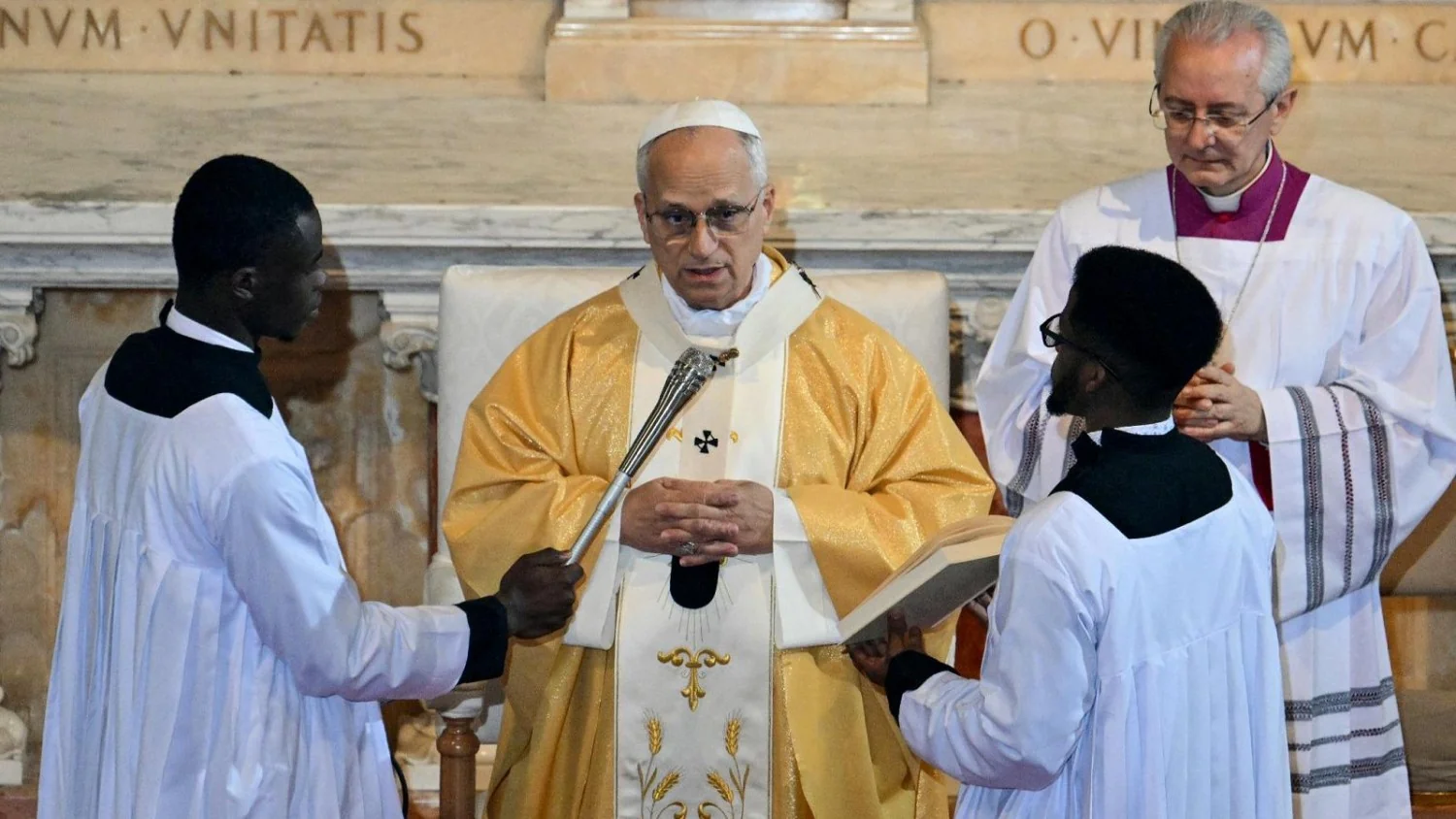 Papa Leão XIV reza em Annaba, terra de Santo Agostinho, e estende mão ao diálogo com o Islã