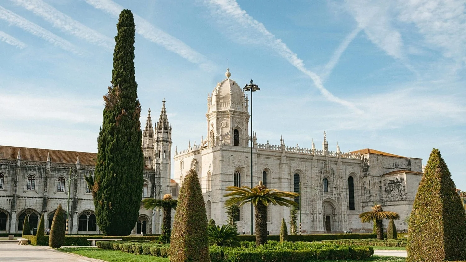 Páscoa em Portugal: 10 monumentos religiosos imperdíveis para viver a fé e a tradição