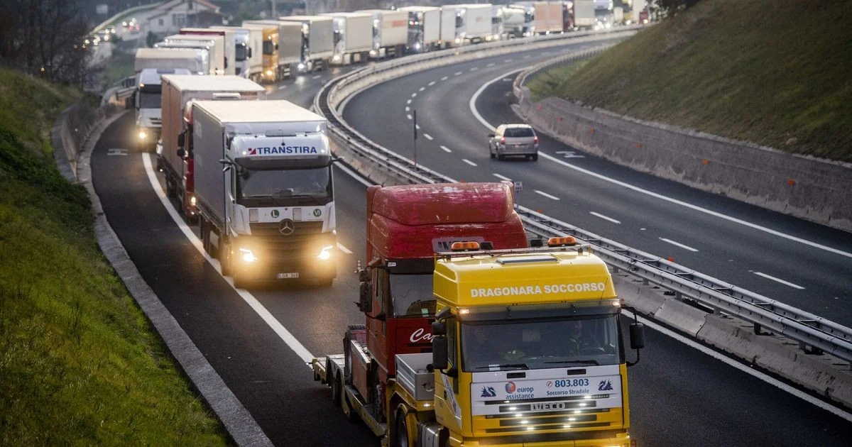 Preço dos combustíveis empurra o setor de autotransporte rumo ao bloqueio nacional, alerta Unatras