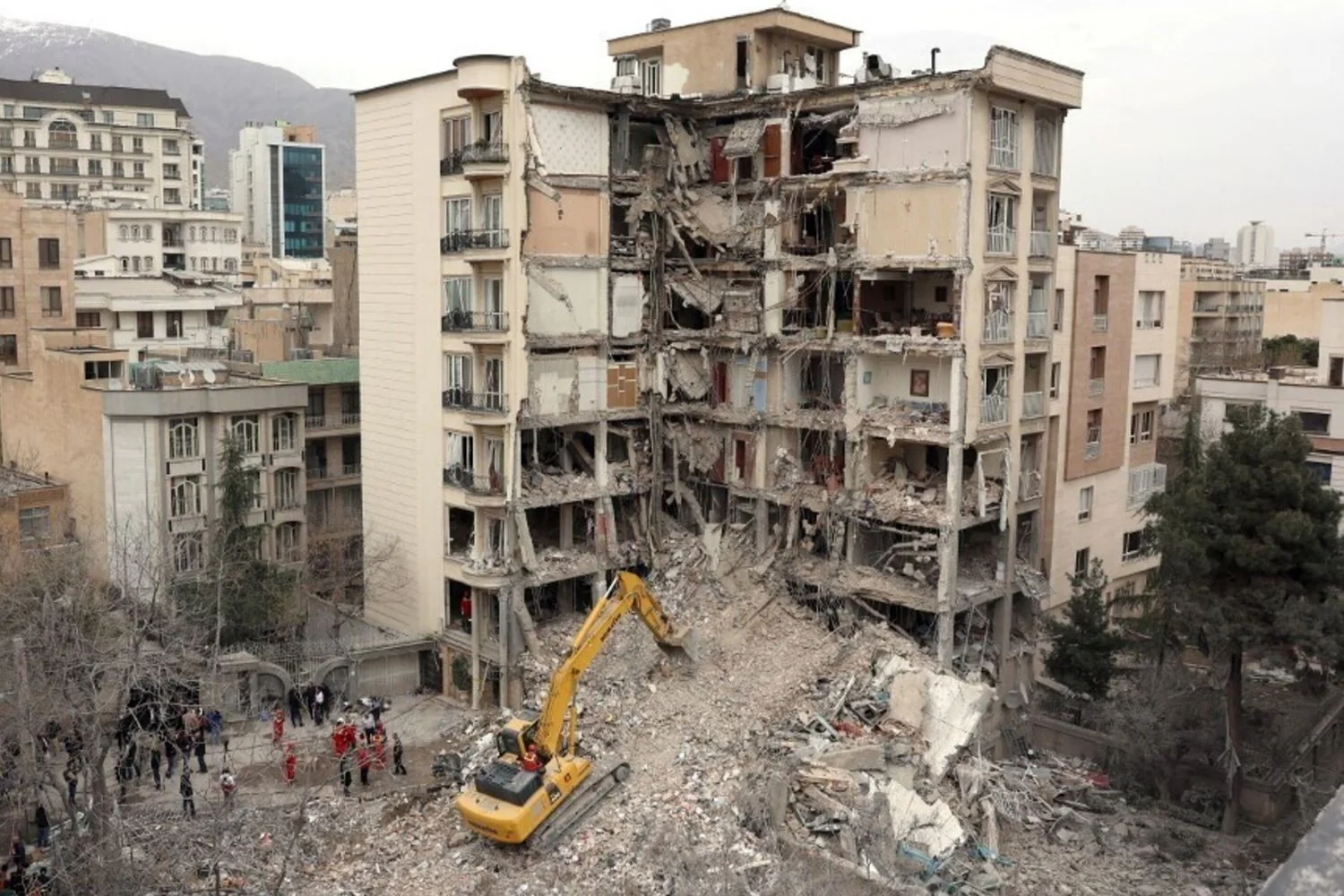 Primeiro carregamento internacional de ajuda humanitária entra no Irã via Turquia