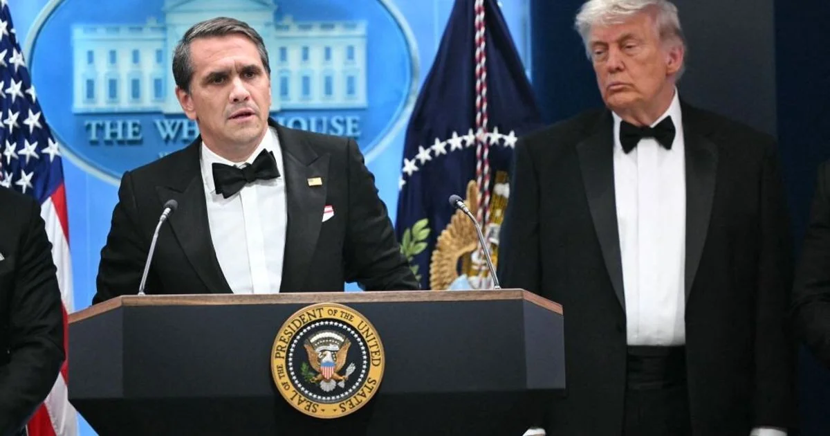 Procurador-geral interino diz que atirador agiu sozinho e mirava a administração de Trump